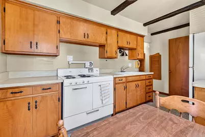 726 N Glenn Dr, Waukesha, WI 53188 - Photo 12