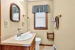 726 N Glenn Dr, Waukesha, WI 53188 - Photo 22
