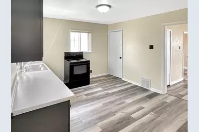 1629  Alabama Ave, Sheboygan, WI 53081 - Photo 16