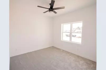 1371  Annapolis Dr, Holmen, WI 54636 - Photo 16
