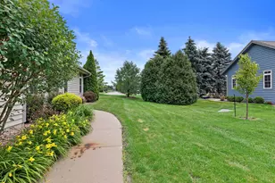 W232N3080 Emerald Ln, Pewaukee, WI 53072 - Photo 44