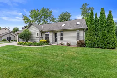 W232N3080  Emerald Ln #B, Pewaukee, WI 53072 - Photo 42