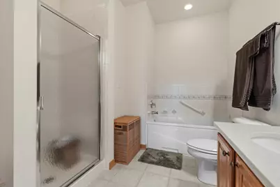 W232N3080  Emerald Ln #B, Pewaukee, WI 53072 - Photo 22