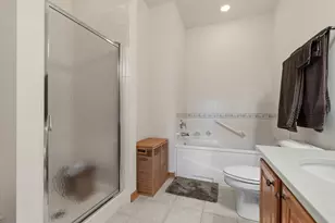 W232N3080 Emerald Ln, Pewaukee, WI 53072 - Photo 22