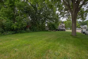 521 E Main St, Racine, WI 53185 - Photo 38