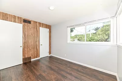 2906  Delaware Ave, Racine, WI 53403 - Photo 10