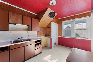 1718 28th St, Two Rivers, WI 54241 - Photo 18