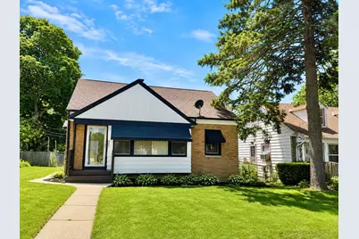 5821 W Keefe Ave, Milwaukee, WI 53216 - Photo 1