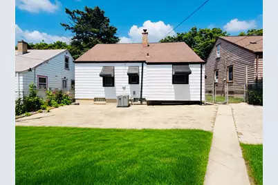5821 W Keefe Ave, Milwaukee, WI 53216 - Photo 22