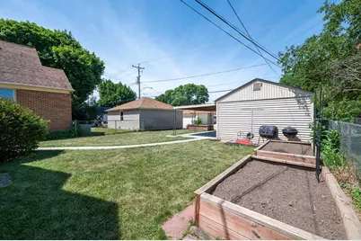 2925 N 85th St, Milwaukee, WI 53222 - Photo 40
