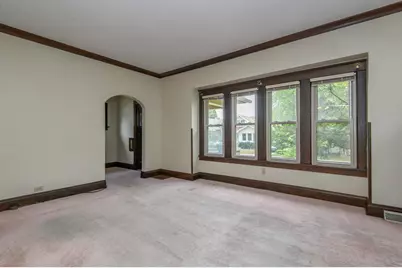 1971 S 81st St, West Allis, WI 53219 - Photo 4