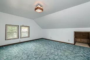 1971 S 81st St, West Allis, WI 53219 - Photo 32