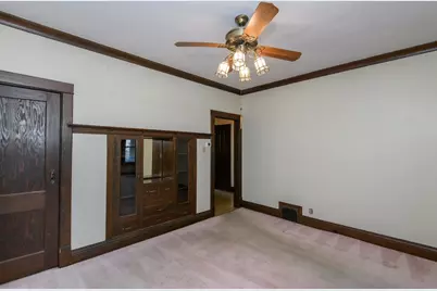 1971 S 81st St, West Allis, WI 53219 - Photo 14