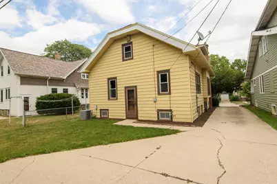 1971 S 81st St, West Allis, WI 53219 - Photo 34