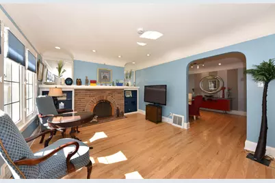 3567 N Murray Ave, Shorewood, WI 53211 - Photo 4
