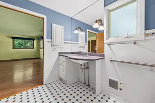 810 E Fairy Chasm Rd, Bayside, WI 53217 - Photo 28