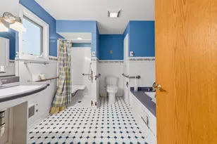 810 E Fairy Chasm Rd, Bayside, WI 53217 - Photo 26