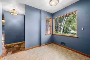 810 E Fairy Chasm Rd, Bayside, WI 53217 - Photo 20