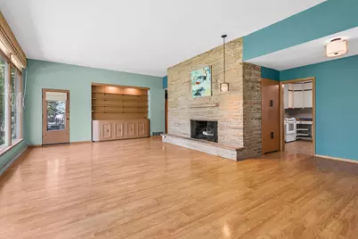 810 E Fairy Chasm Rd, Bayside, WI 53217 - Photo 6