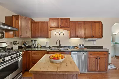 3048 N Newman Rd, Racine, WI 53406 - Photo 10