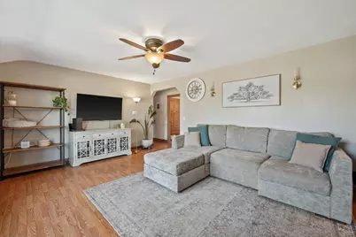 3048 N Newman Rd, Racine, WI 53406 - Photo 4