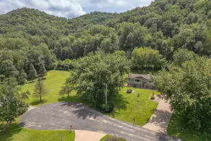 W764 Valley Dr, Fountain City, WI 54629 - Photo 68