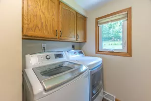 W764 Valley Dr, Fountain City, WI 54629 - Photo 28