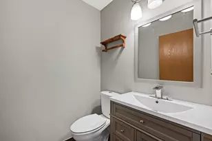 2800 E Grange Ave, Cudahy, WI 53110 - Photo 12