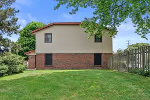 2800 E Grange Ave, Cudahy, WI 53110 - Photo 28