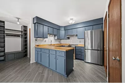 2800 E Grange Ave, Cudahy, WI 53110 - Photo 8