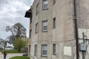 2767 N Holton St, Milwaukee, WI 53212 - Photo 56