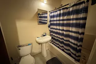 2767 N Holton St, Milwaukee, WI 53212 - Photo 16