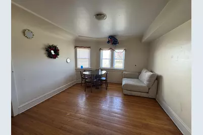 2767 N Holton St, Milwaukee, WI 53212 - Photo 6