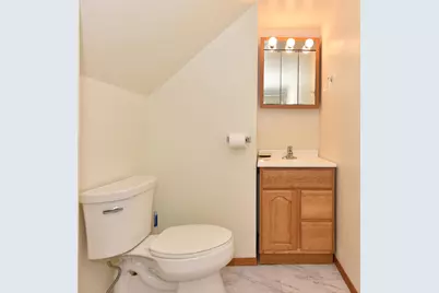 1818  Woodridge Rd, West Bend, WI 53095 - Photo 30