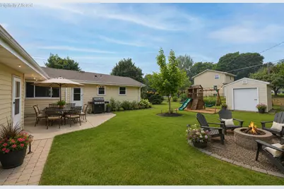 1818  Woodridge Rd, West Bend, WI 53095 - Photo 34