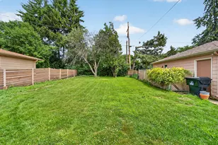 1001 Virginia St, Racine, WI 53405 - Photo 18
