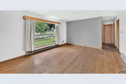 1001  Virginia St, Racine, WI 53405 - Photo 4