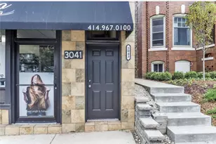 3041 N Oakland Ave, Milwaukee, WI 53211 - Photo 30