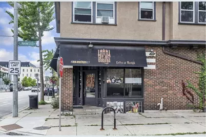 3041 N Oakland Ave #3043, Milwaukee, WI 53211 - Photo 38