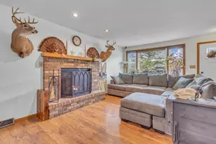 707 Goldfinch Ln, Howards Grove, WI 53083 - Photo 8