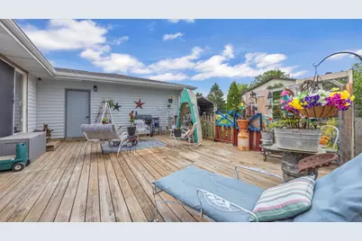 707  Goldfinch Ln, Howards Grove, WI 53083 - Photo 22