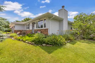 707 Goldfinch Ln, Howards Grove, WI 53083 - Photo 26
