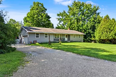 11927  Western Ave, Cedarburg, WI 53012 - Photo 2