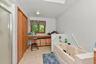 11927 Western Ave, Cedarburg, WI 53012 - Photo 16