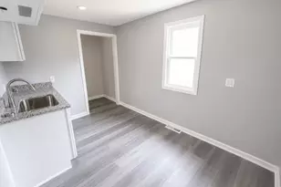 6082 N 36th St, Milwaukee, WI 53209 - Photo 8