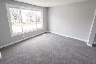 6082 N 36th St, Milwaukee, WI 53209 - Photo 6