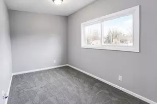 6082 N 36th St, Milwaukee, WI 53209 - Photo 12