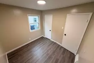 5217 N 61st St, Milwaukee, WI 53218 - Photo 8