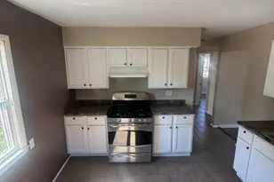 5217 N 61st St, Milwaukee, WI 53218 - Photo 18