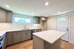 3366 S 8th St, Milwaukee, WI 53215 - Photo 4